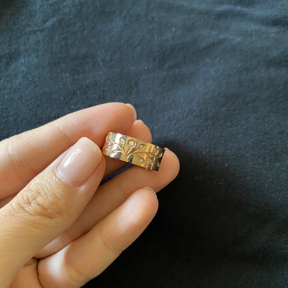 Size 6 fashion ring